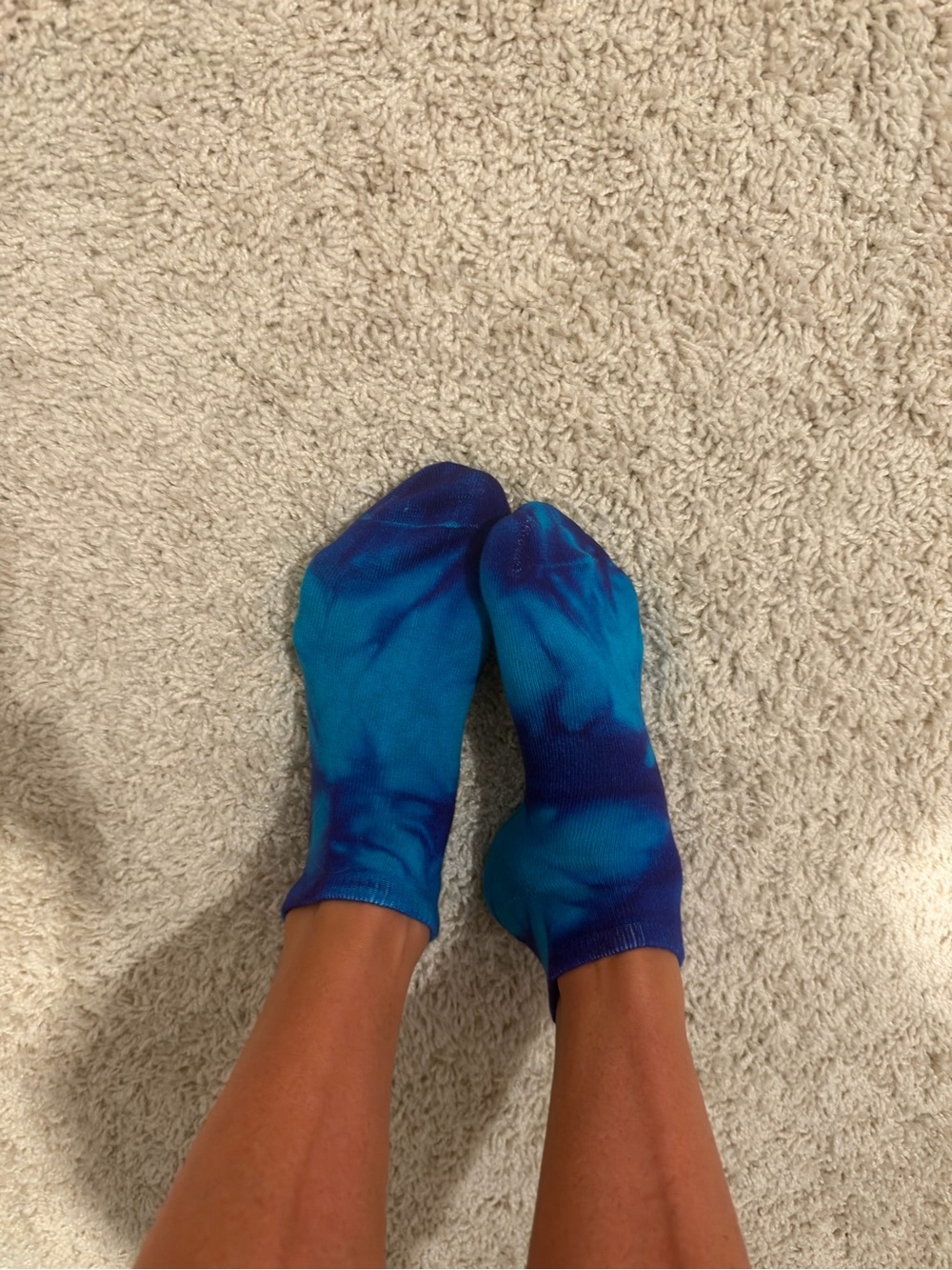 HUE Blue Tie-Dye Ankle Socks